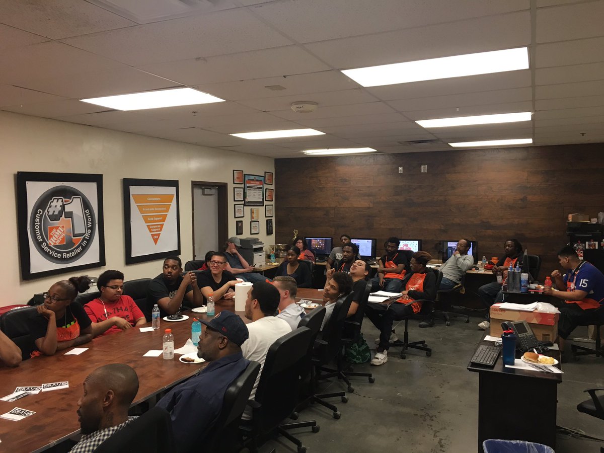 Sloppy Joe's, homemade potato salad, brownies &amp; pretzel sticks.. All the fixin's for my amazing Freight Team for Same Page. #TheyEatFreight #TRIPLENICKELStyle #bakedwith❤️@KhariHeru <a href="/AkinsMel/">Mel Akins</a> @AmberD___ <a href="/triple555hd/">Balch Springs HD SM</a> @Joshua0555HD