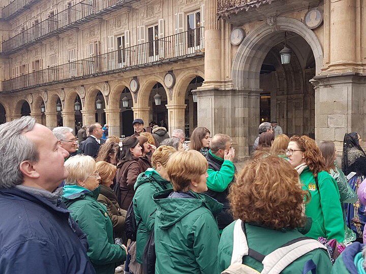 Salamanca tierra mía, de arte y sabiduría [...] de la fiesta nacional” 🎶 i pa festa nacional #LesFalles! Que aquest 2018 <a href="/fallerspelmon/">Fallers Pel Món</a> les ha dut fins a #Salamaca on no han pogut faltar i que han gaudit al màxim els nostres joseppauers que no se’n perden una!