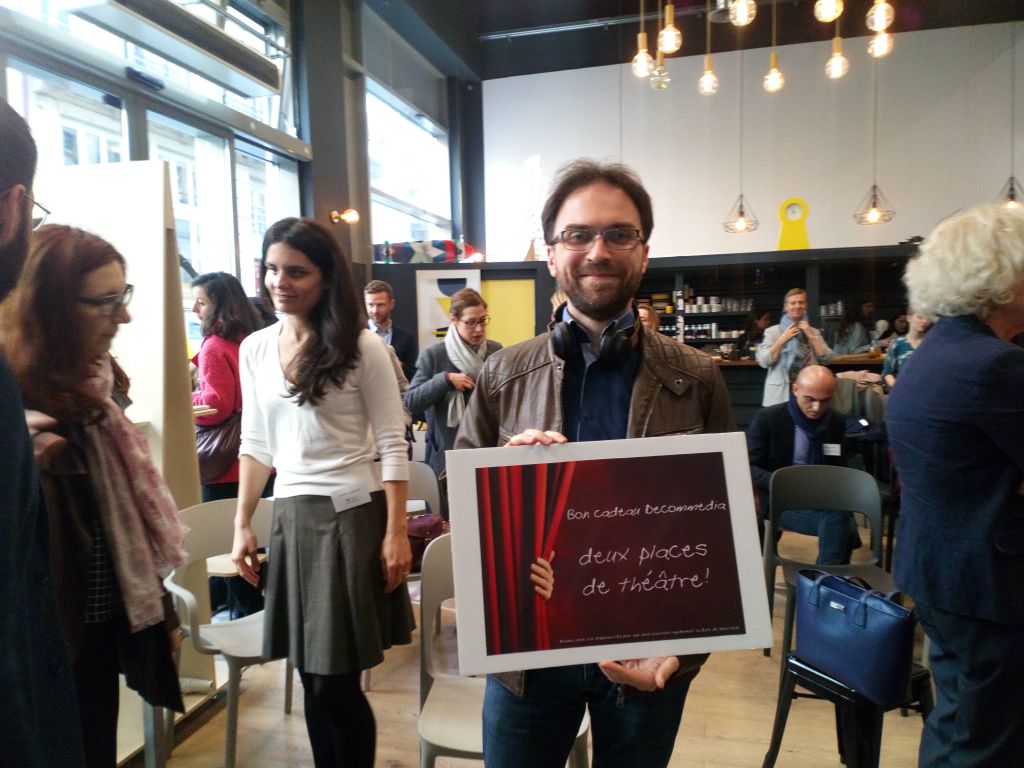 Decommedia's tweet photo. Mardi, Decommedia et @Okoni_Official ont présenté leurs outils : Le théâtre et le co-design au service du management et de la transformation numérique et présentés à l'espace de coworking @CoolandWorkers !
Merci à tous les participants !
Une prochaine présentation très bientôt ! https://t.co/sxHiJT9Ltf