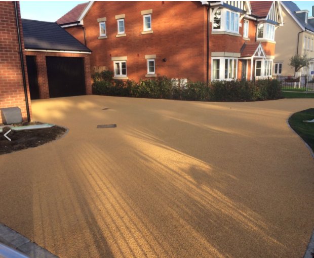 HMSDecorative's tweet photo. Aswell as private individuals, we also undertake a range of projects nationally for Contractors, Local Authorities, Engineering Companies, House Builders & Heritage Sites. #resindriveway #resindrives #resinbound #resinbonded #driveways #localauthorities #housebuilders https://t.co/2tdglfbxcs