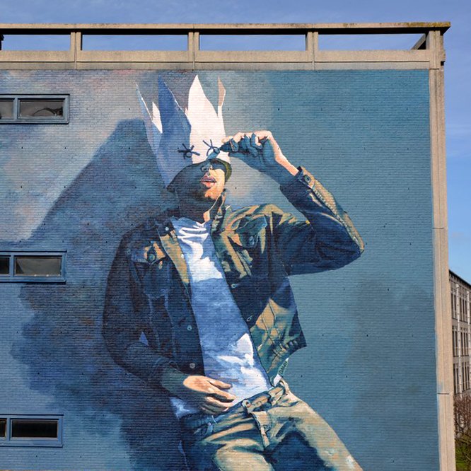 s_butterfly's tweet photo. Interview with  @MatthewDawn for the  @thcrstlshp https://t.co/lFsqxsqTh8  #thcrstlshp #butterflyartnews #ostend #visitoostende #tcs2018 #StreetArt https://t.co/OFlkBu6w9g