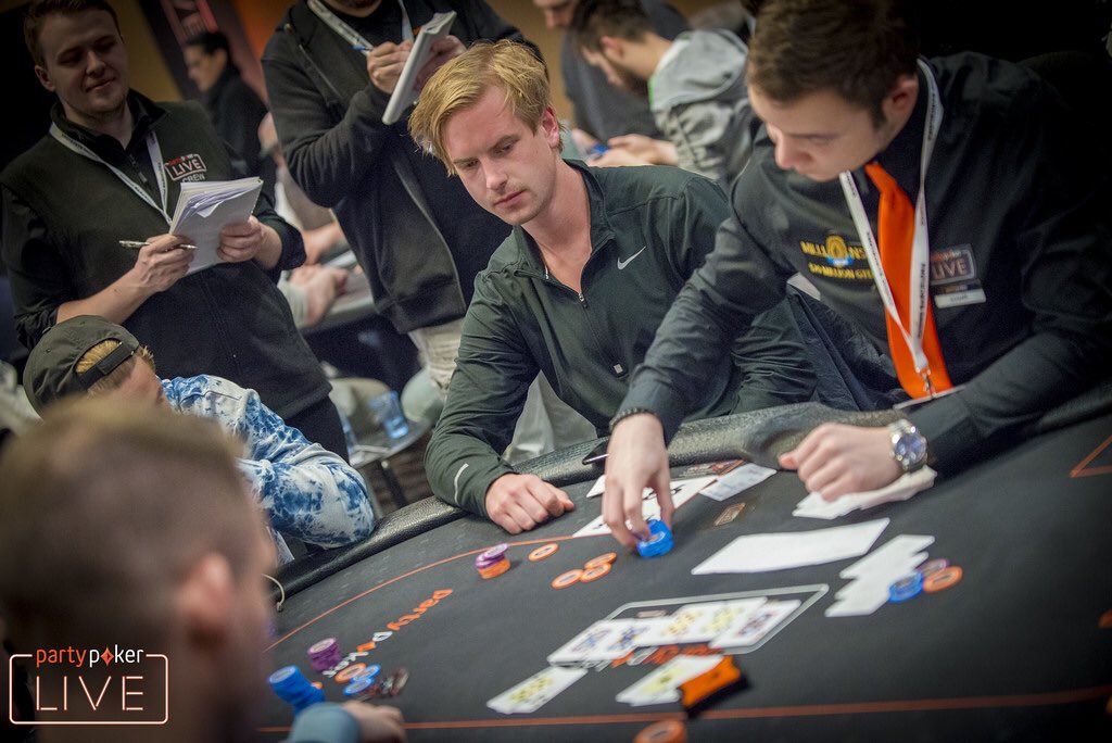MYPPLIVENordics's tweet photo. A bunch of Nordics safely through to Day 2 of the #MILLIONSBarcelona Main Event. Here are some notables:

🇳🇴Preben Stokkan 10,740M
🇫🇮Jari Mika Mahonen 7,170M
🇸🇪Anton Wigg 4,550M
🇳🇴Johnny Lodden 4,105M
🇸🇪Viktor Blom 3,765M
🇩🇰Henrik Hecklen 2,485M https://t.co/YoFdQGQDxL