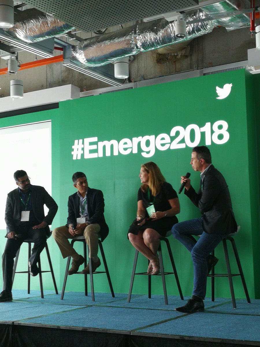 joonlau's tweet photo. Catching @jharleyaus moderating a panel on the role of content in B2B marketing at #emerge2018 https://t.co/YbkihWcaL7