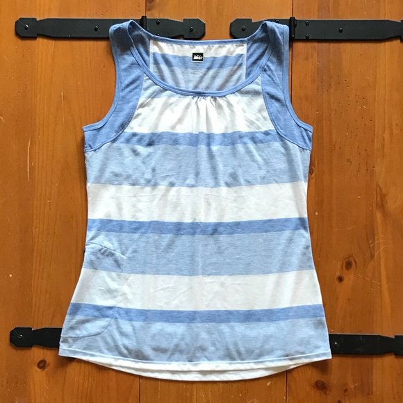 So good I had to share! Check out all the items I'm loving on <a href="/Poshmarkapp/">Poshmark</a> from @ThriftyMissie #poshmark #fashion #style #shopmycloset #express #rei: bnc.lt/focc/PfVSLD6pZJ