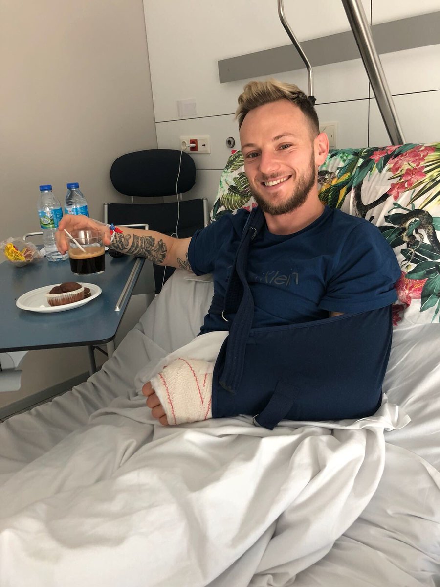 Barcacentre Ivan Rakitic Instagram Starting The Recovery To Be Fit As Soon As Possible And Keep Fighting For The Goals That We Have Left This Season Thanks For Your Messages