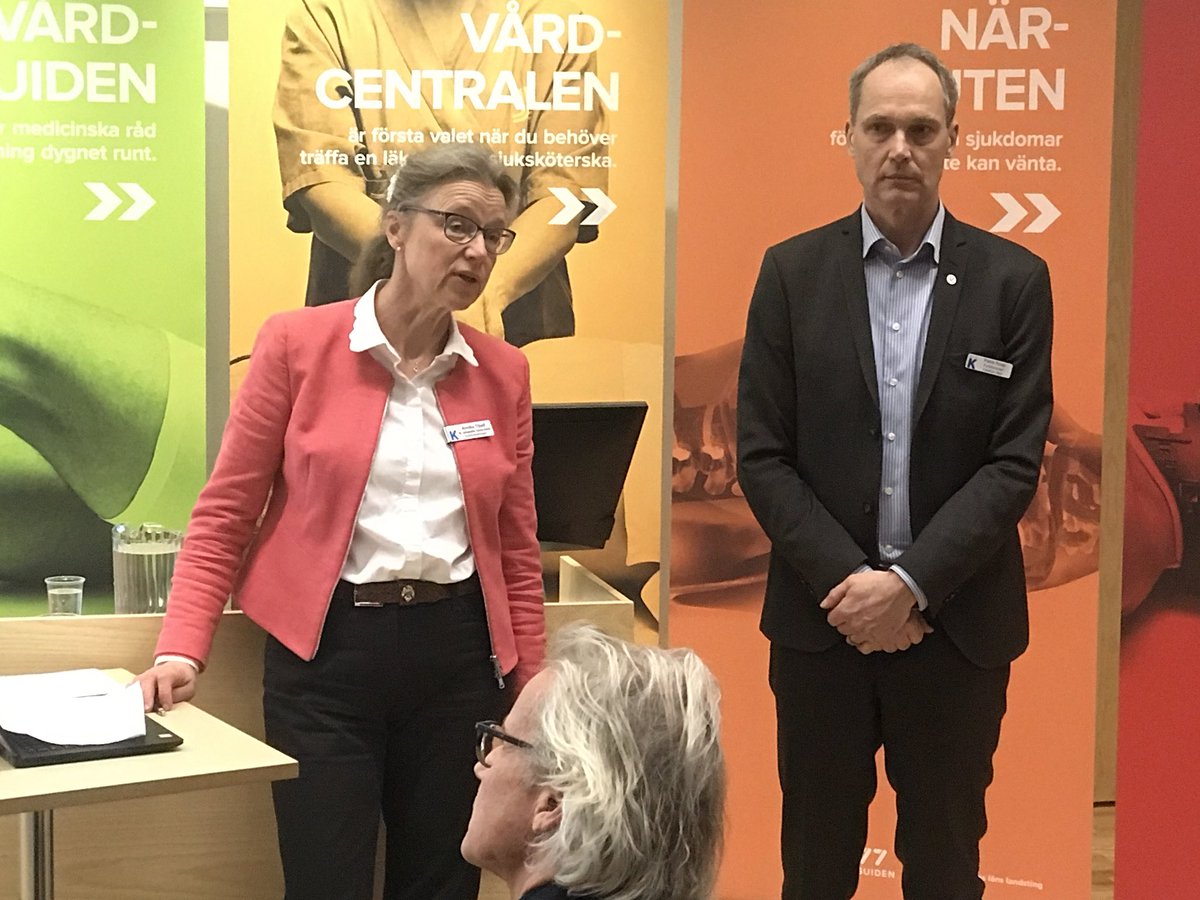 regionstockholm's tweet photo. Annika Tibbel, operativ direktör på Karolinska Universitetssjukhuset i Solna och Patrik Rossi, chef för akuten, berättar om uppdraget för länets nya intensivakut som öppnar 1 maj. https://t.co/tBCh4rRRYa