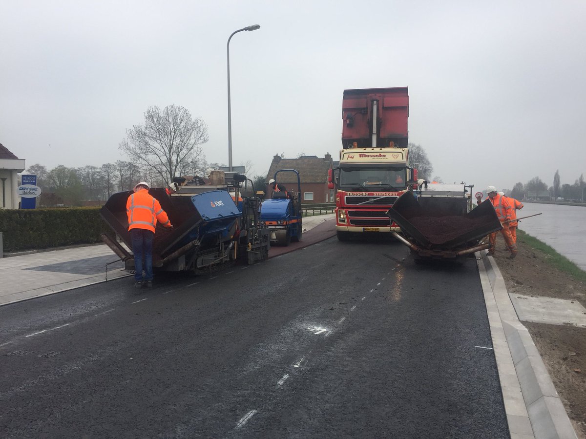 gerritweerts's tweet photo. Geel Rood Zwart @KWSInfraZwolle @ProvOverijssel Daarleveen https://t.co/KPrWNm5sbB