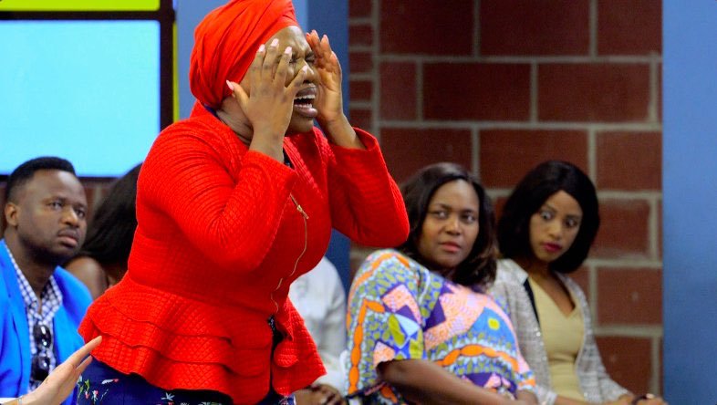 Slyzo84's tweet photo. #Simlindile is the stupid girl of all time
#IsithembisoMzansi https://t.co/D6CRI4kPA9