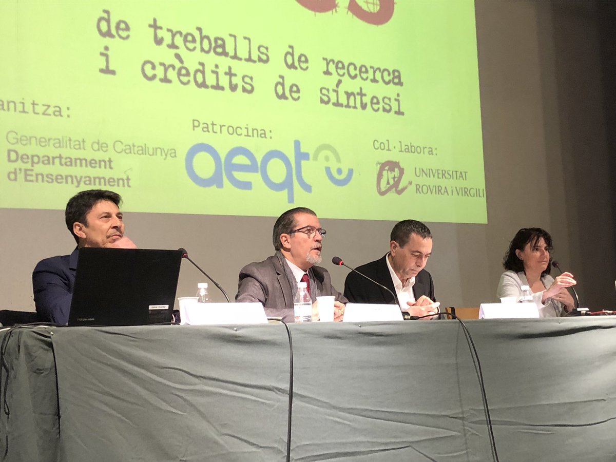 EvaCanalsGil's tweet photo. La sala plena de gom a gom en la 12ena edició del #trics2018. Brutal! @aeqtonline @ensenyamentcat @universitatURV https://t.co/AKUFP3m6Fz