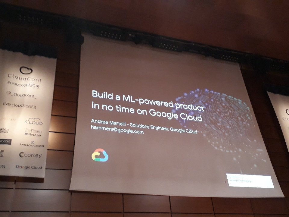 _CloudConf_'s tweet photo. At the #cloudconf2018 Andrea speaks about #MachineLearning and @GCPcloud ! At @Google they care about pasta! https://t.co/KqJuYP0naQ