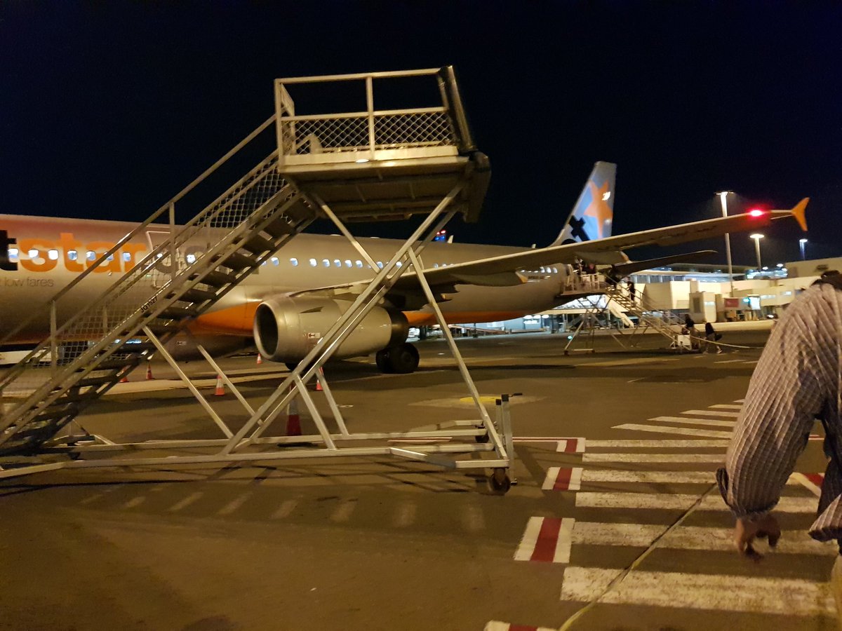 JAM_CBridle's tweet photo. On my way to Melbourne for the @JAMGamingAU Pathways Program. Looking forward to a great day. Im designated snag cook. #flymein https://t.co/b8enHDDxJS