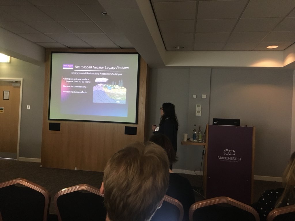 Env Rad Net (@env_rad_net) on Twitter photo Louise Natrajan presenting <a href="/Env_Rad_Net/">Env Rad Net</a> research on U biogeochemistry using <a href="/CLF_STFC/">Central Laser Facility</a> #COGER2018 Louise Natrajan presenting <a href="/Env_Rad_Net/">Env Rad Net</a> research on U biogeochemistry using <a href="/CLF_STFC/">Central Laser Facility</a> #COGER2018