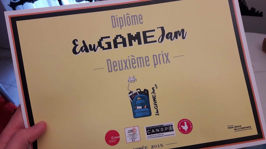 DiscoveryMTP's tweet image. En direct du #semnum2018 ou Rémi et Marie sont récompensés pour leur seconde place à l’#edugamejam_fr #CoreScope