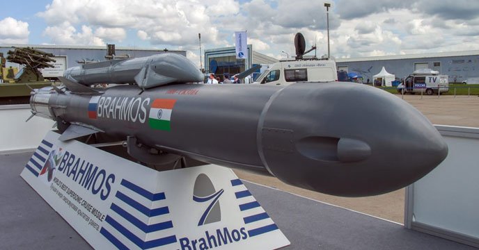 kolkata24x7eng's tweet image. Brahmos To Be Tested Against Land Target
english.kolkata24x7.com/brahmos-to-be-… #BrahmosMissile #Su30MKIFighterJet #TestFire