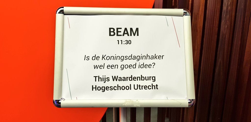 thenetworkis's tweet photo. Bij dit bordje moet je zijn! Nog 3 minuten #tictoc #STE18 #tnitm https://t.co/omVXBwDkM3