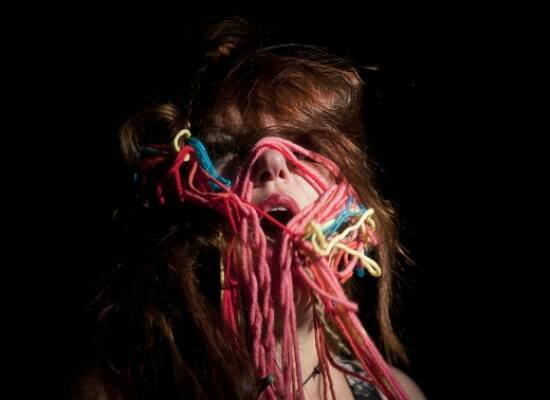 toledhoy's tweet photo. JUE 12ABR 20:00h Siguiendo el hilo. 
Envido a pares Teatro. 
Con la música de Luis Gálvez “Punto” y Renzo Ruggiero y la voz e interpretación de Sylvia González
Lugar@teatrorojas 
Precio10 € y 8 € https://t.co/UjgvbUGJnJ