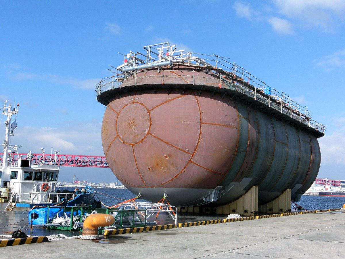 海岸通 Al Twitter Lpgタンカー用タンクは台船で移動 鶴浜で休憩 大阪港 内航船の日 T Co Ckvel0mgxn Twitter