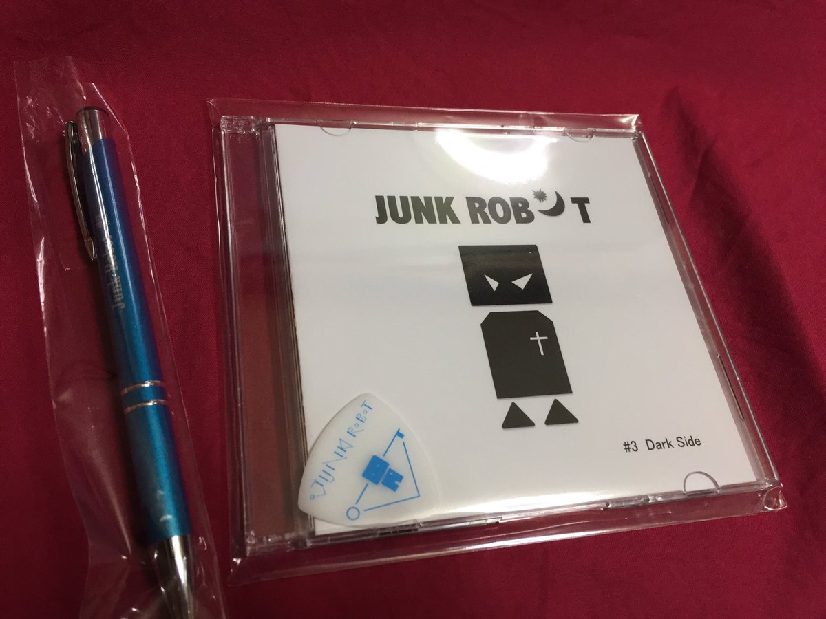 amayadori_oto's tweet image. 待ちに待ったものが届いた！ 聴きます！ #JUNKROBOT