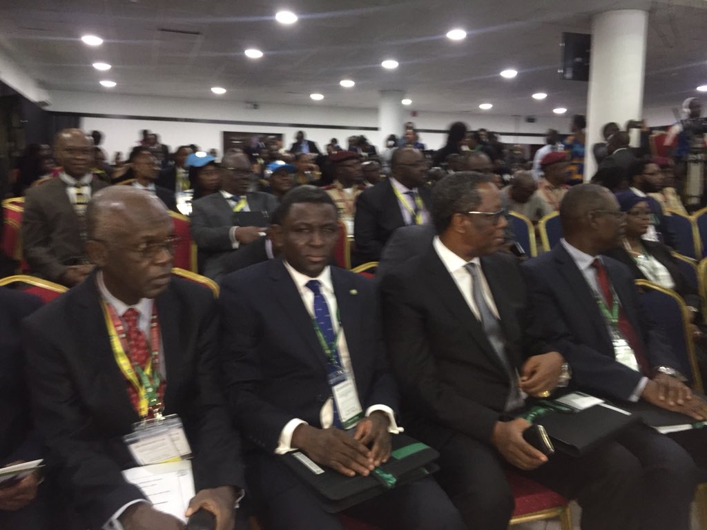 OPNBAofficial's tweet photo. Miannaya A. Essien SAN; Chairperson NBA Section on Legal Practice, delivering the welcome address at the #NBASLPConference 2018. #OPNBA #ABraveNewBar https://t.co/D8N69k7D3M