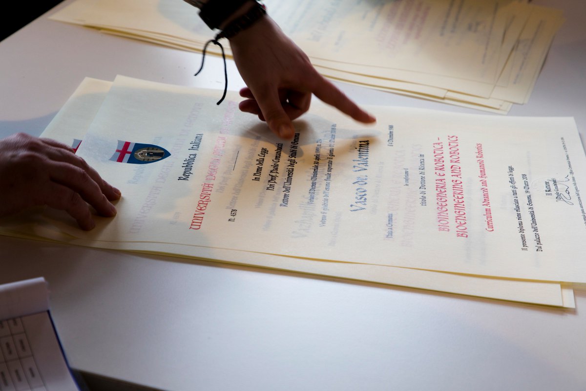 IITalk's tweet photo. Our last PhD Ceremony 2018. Ph. credits Laura Taverna https://t.co/hhEYw61zVe