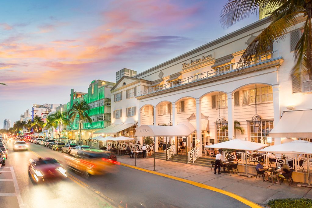 Прогулка в маями. Betsy hotel miami beach. туристические места майами. прогулка по майами. best luxury hotels florida.