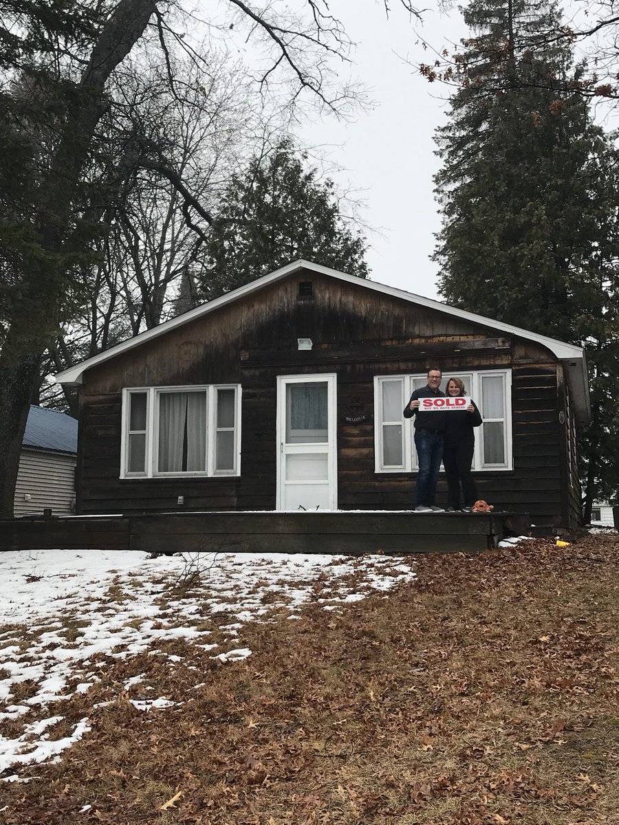 nick_gnau's tweet photo. So excited our dream is now our reality #ourupnorthspot #upnorth #puremichigan #bushlake #bringonsummer https://t.co/PwjZE48DBX