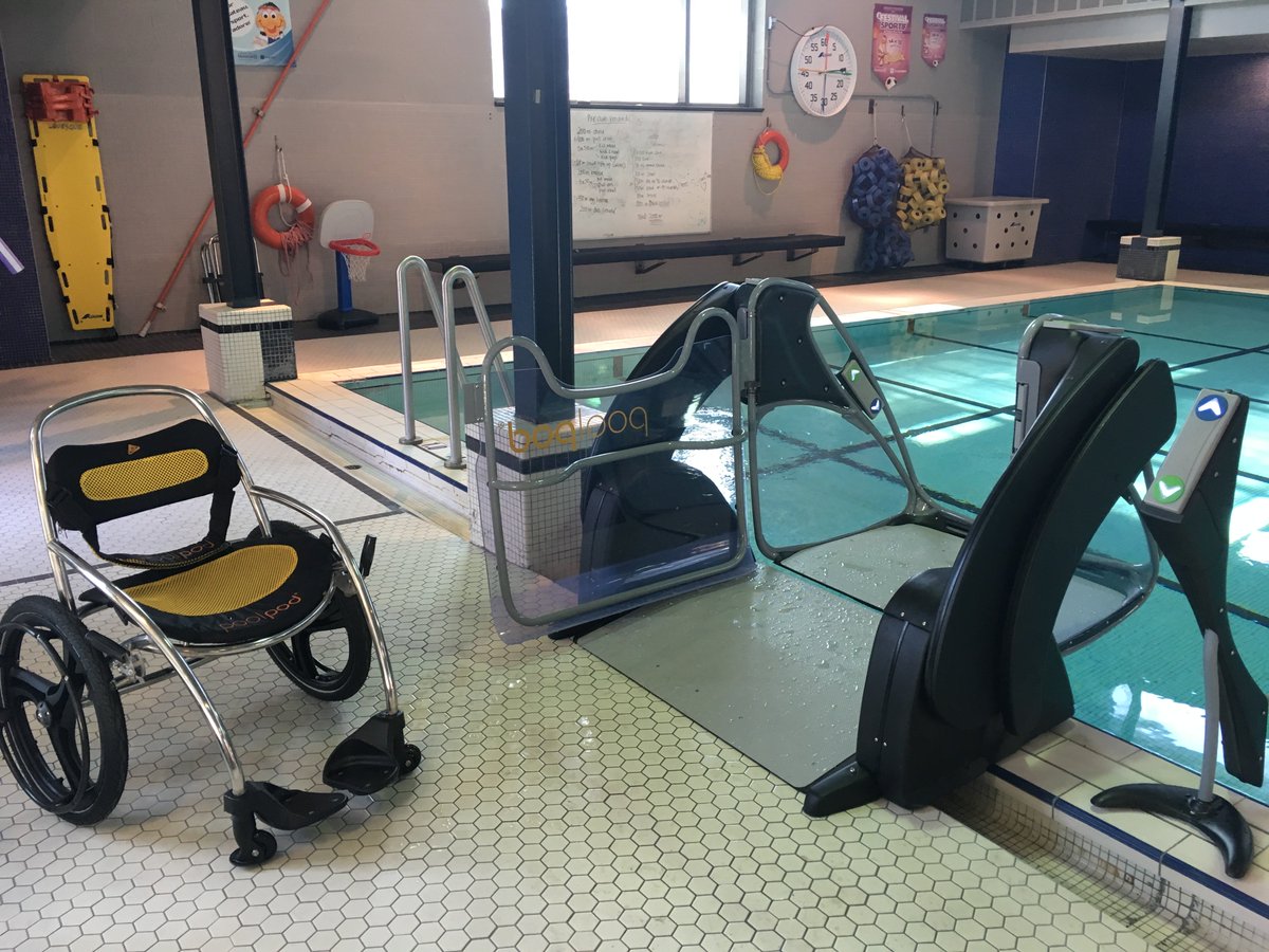 charlotte_lpz17's tweet image. Un ascenseur aquatique à la piscine Lévesque #PlateauMR #Poolpod #accessibiliteuniverselle bit.ly/2JDGVzG