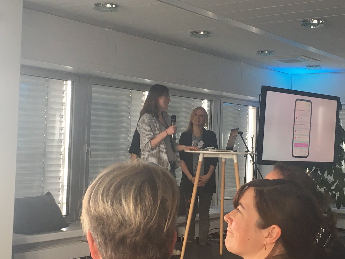 StellaRegna's tweet photo. #SpaceHamster rocks the stage @ #TexxFactor #FirstFemaleHackathon @FinLeap https://t.co/QmY18H3Jzq