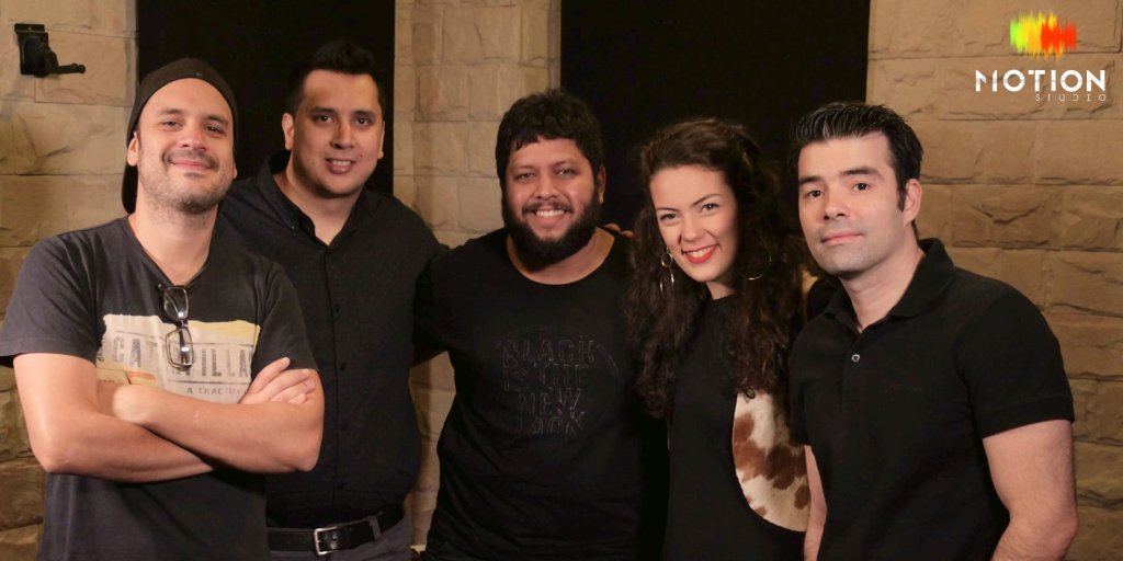 motionstudiopy's tweet photo. Con los chicos de @dalimusicapy  en la #PeñaSession. 
¡Los chicos son geniales! https://t.co/HOmzinNITF