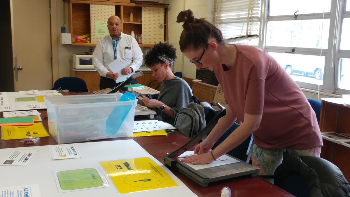 CHES_TAG's tweet photo. Our CHES TAG Teachers working hard!!! @PGCPSTAG #chesobj4 #chesObj3
#chesFrierson5 #chesScholfield4 #chesCollins2 #chesWren5 #chesGoddard3 #chesTAGcoord https://t.co/ISlNoLsoDZ
