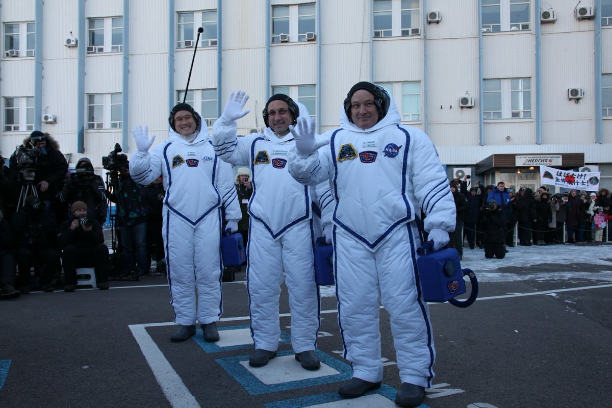 Современные космонавты