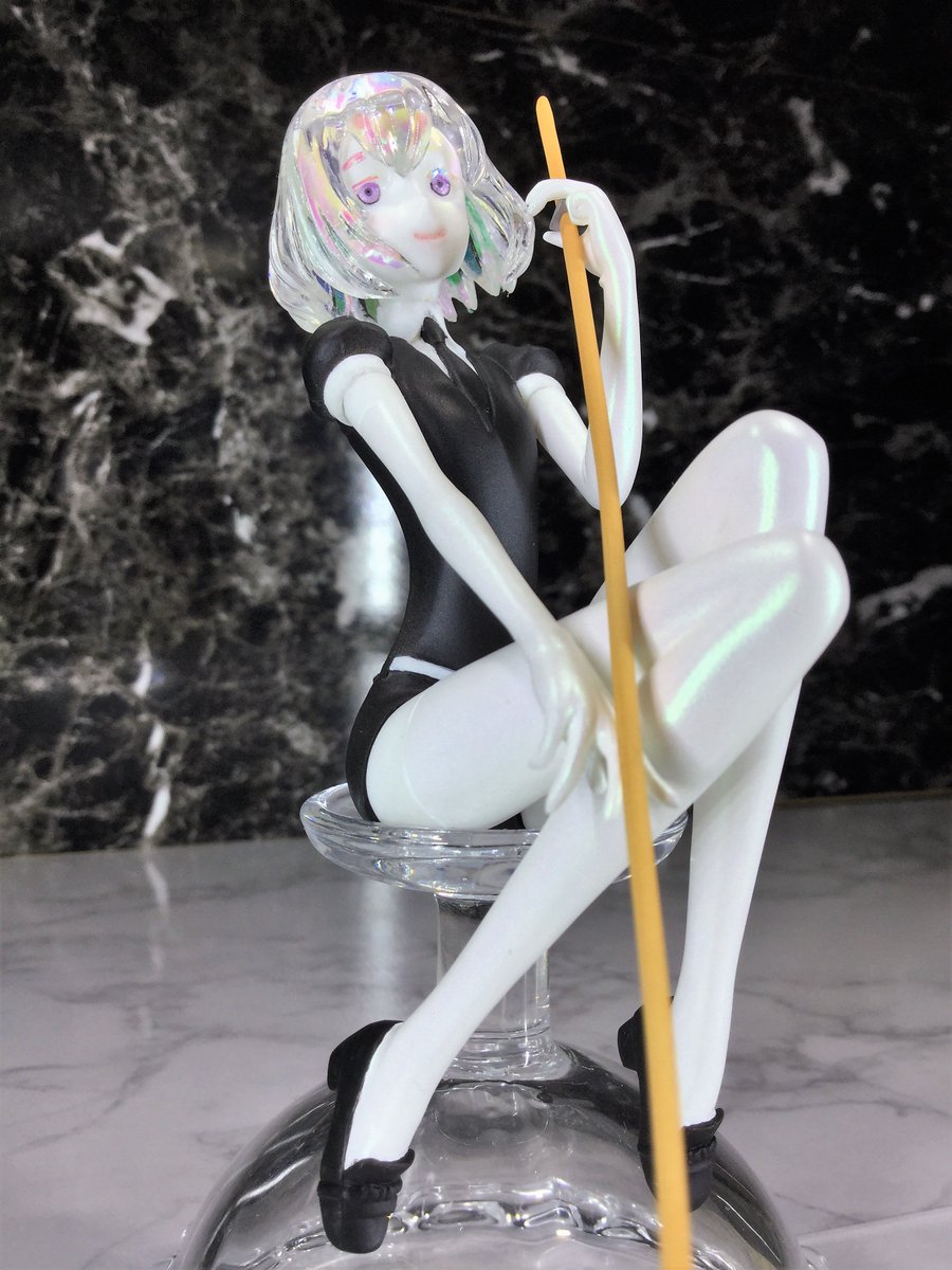 wf2018wにて購入しましたダイヤモンド完成しました（ディーラー：乙女の欲望、原型：ちかし@chikashi731様）。WF前にTLで流れてきた時超絶欲しかったので買えて＆作れてほんと良かったです。一番のこだわりポイントは髪（全身上手く撮るのが難しかったのでリプで髪のアップ貼りﾏｽ）。