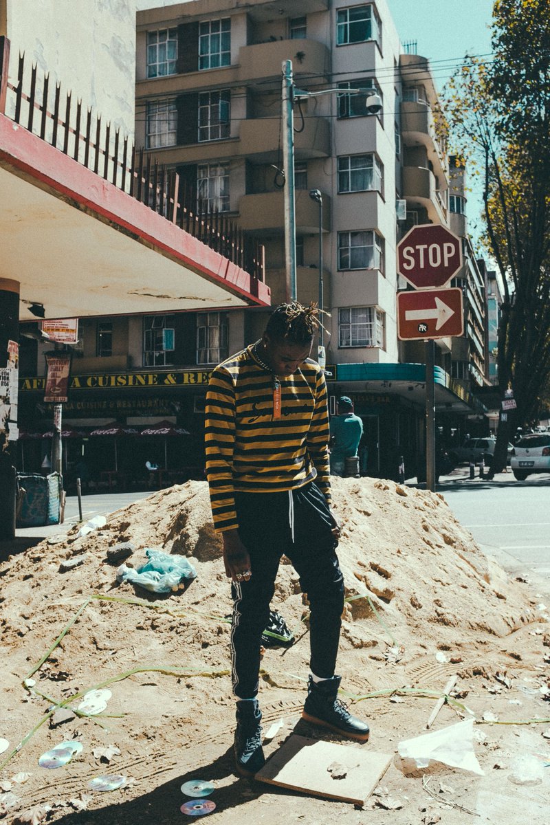 AnthonyBila's tweet image. Photographed  @PatricKxxLee on the streets of Johannesburg, South Africa recently. #polaroid669 #fujifilm