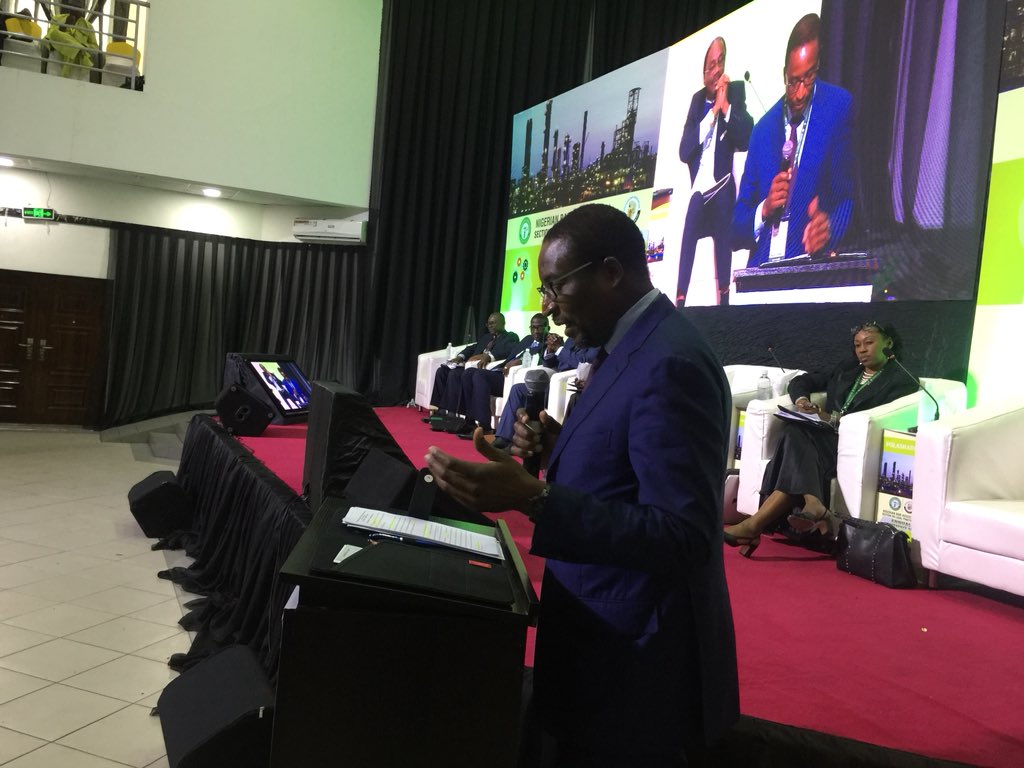 OPNBAofficial's tweet photo. Yemi Candide-Johnson SAN shares that the Nigerian lawyer is comfortable in accepting a fee far less than what his partner in other jurisdictions received due to lack of confidence in the services he is offering. #NBASLPConference #OPNBA #ABraveNewBar https://t.co/RKgD67wtW5