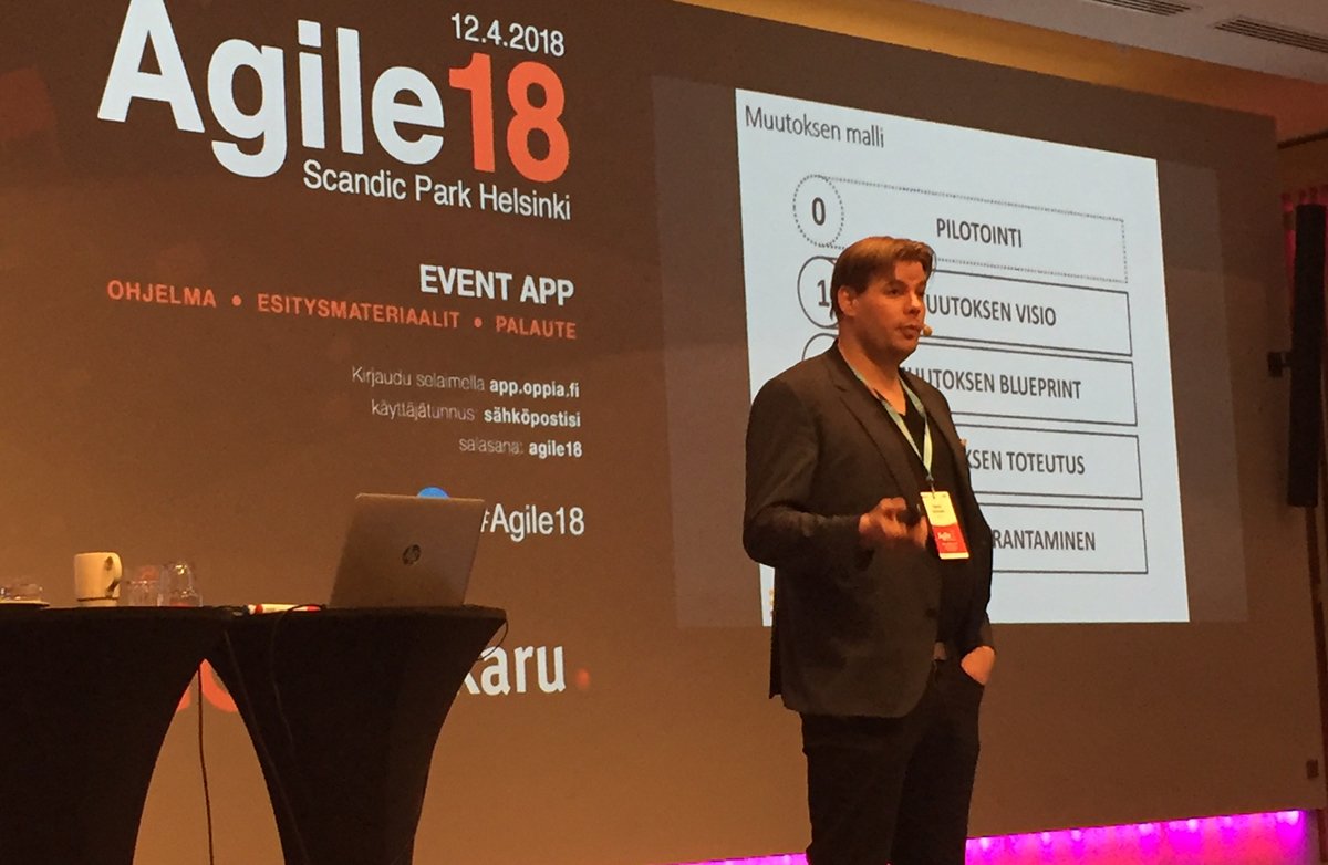 CGI_FI's tweet photo. Triari Oy:n Teemu Toivonen puheenvuorossa: ”Muutos vaatii jumppaamista” #Agile18 #Agile #ketteräkehitys https://t.co/wj1C9VkwVw