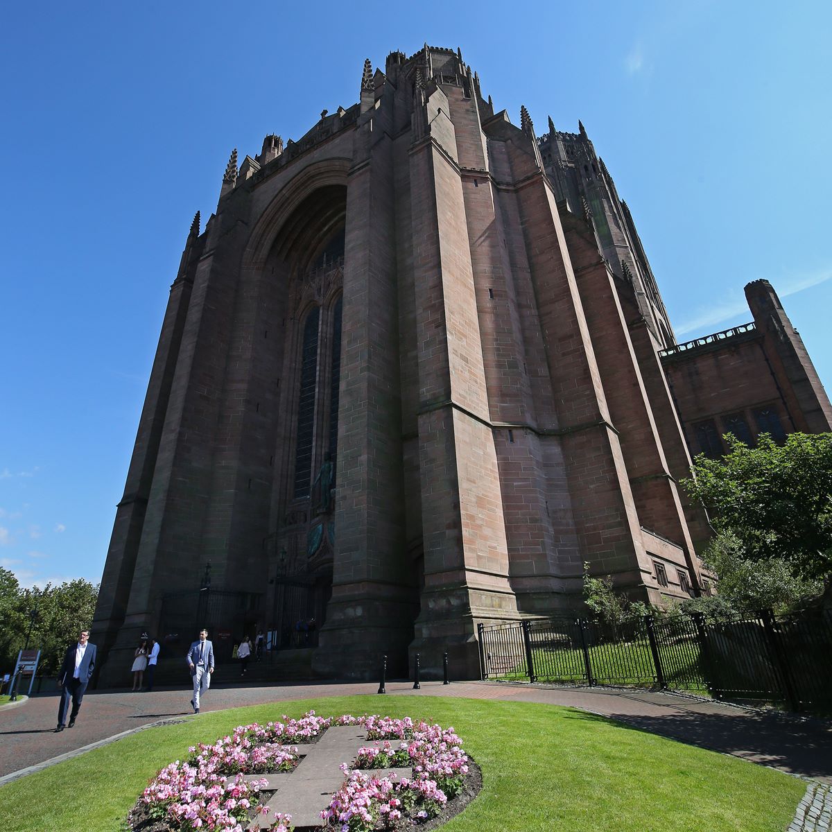 TheBBDirectory's tweet photo. 13) Stay at Prince Alfred and visit the @LivCathedral, Britain's biggest cathedral!
https://t.co/szurCK8DKW
#Staycation #Holiday #Travel #Church #History #Britain #Liverpool #Merseyside #England #LiverpoolChurch #Architecture https://t.co/MLuFWK7YUG