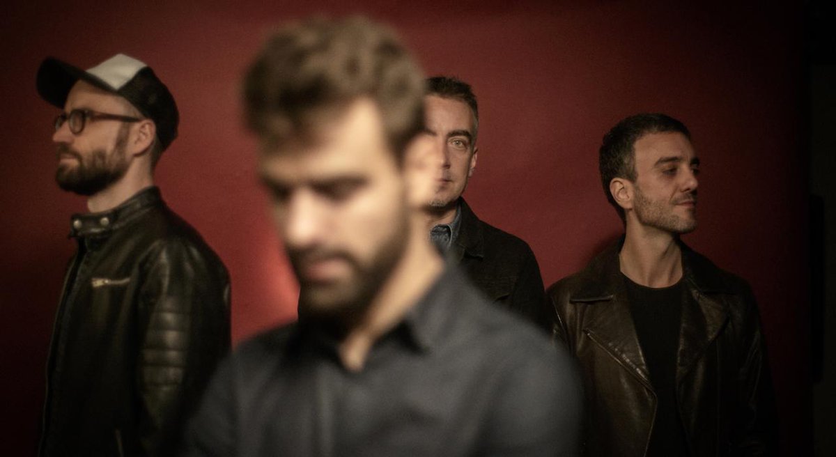 Entrevista a <a href="/anautoficial/">ANAUT</a> 😎 bit.ly/2JGg2vd Nos presentan #HelloThere tercer trabajo de los madrileños. Este sábado en el <a href="/TeatroBarcelo/">Teatro Barceló</a> 🔥🔥🔥