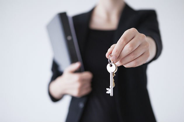 Many landlords are putting their tenants in danger and exposing themselves to financial risks by not fulfilling their electrical safety obligations. If you're a landlord, do you know what you're responsibile for? bit.ly/2sZoGR4
