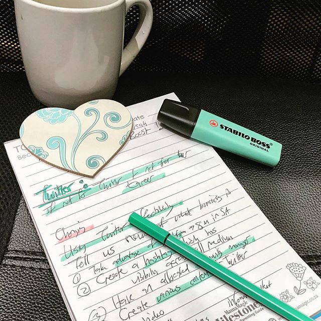 karentoittoit's tweet photo. Notes on tips by @jodenecoza for Twitter success - taken at the recent @mamamagicsa New Products Awards
#BlogPostAlert
#TwitterTips
#TwitterSuccess
#SocialMediaTips
#SAMomBloggers
#SAMomBlogger
#TwitterForBusiness
#TwitterIn2018
#NotesAboutTwitter https://t.co/KimrwMk5qL https://t.co/O5k8YZxWXc