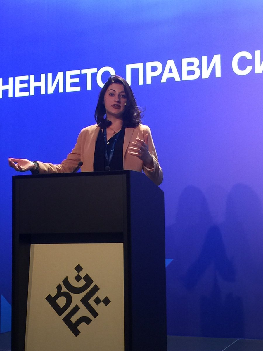 Sasha Bezuhanova tweet media