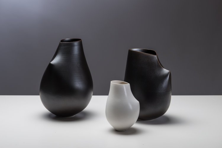 #CRThrowbackThursday: 'The pots have been tweaked, pinched, and gently lured away from orthodoxy.' Explore @SaraMFlynn's work in our latest free archive article – online for one week: bit.ly/2GzKVDl