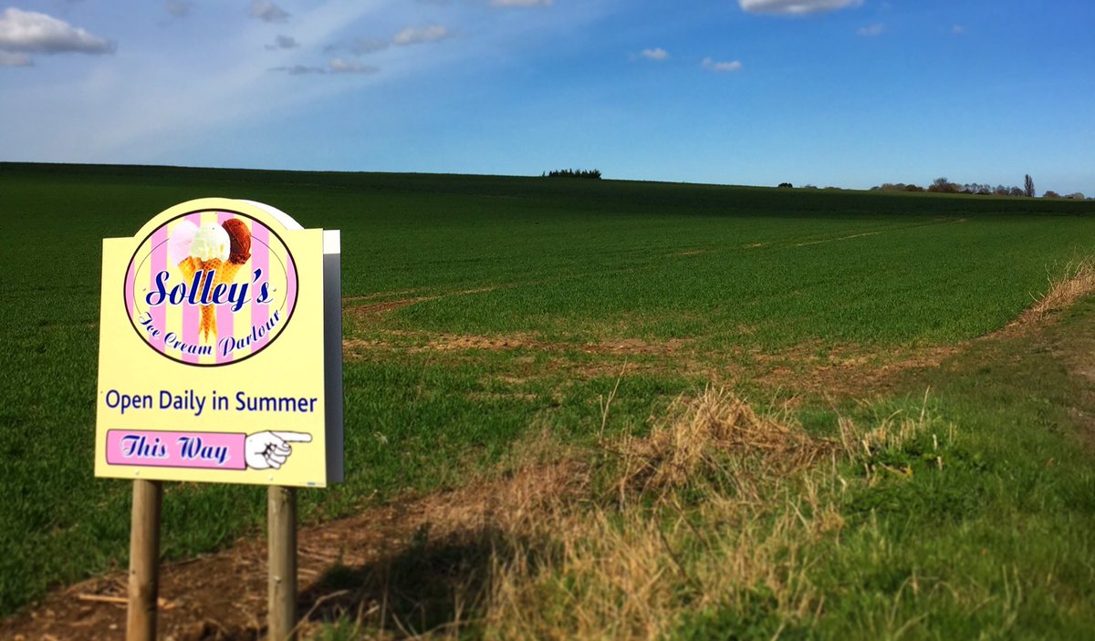 This way for ice cream 👉🏻
Don’t forget we are now open daily - there’s still time to squeeze in a visit before the Easter holidays end!

#icecreamparlour #daysout #visitkent #thiswayforicecream #easterholidays #dairy #kentcountryside #visitdeal #visitdover #producedinkent