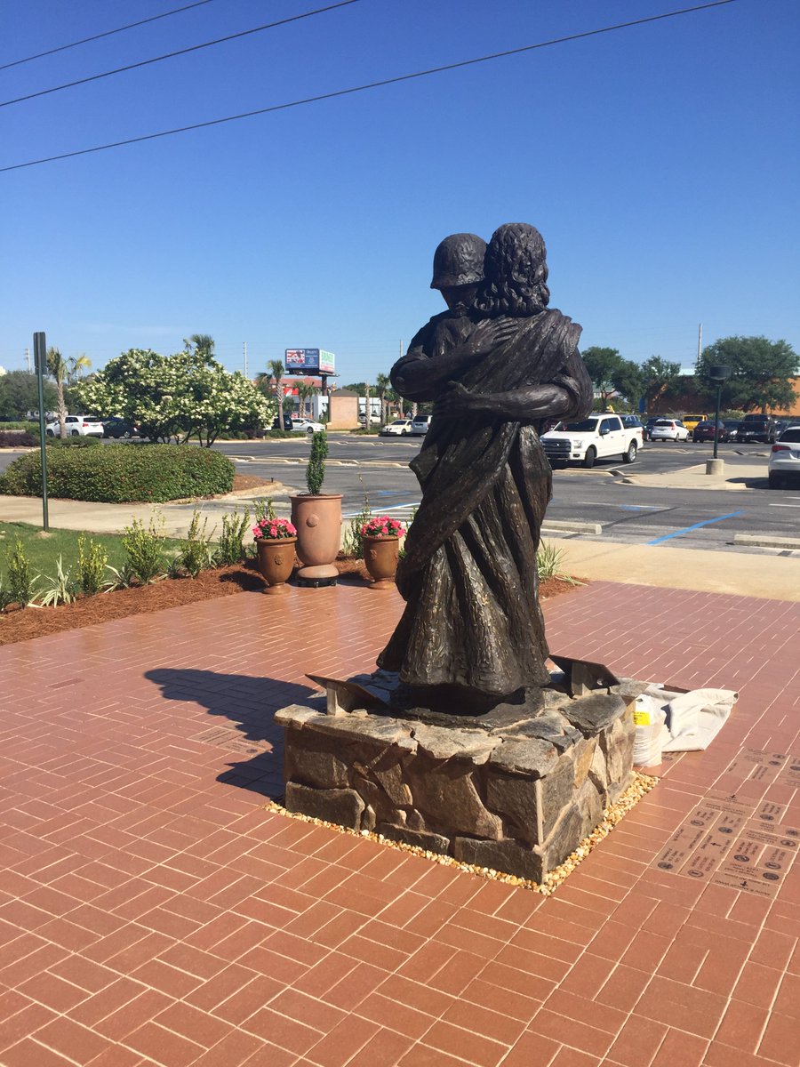 GplLandscaping's tweet photo. Honored to contribute the landscaping around the “Lest We Forget” Memorial Prayer Garden @ Village Baptist Church. Check it out, or donate a brick to honor those who serve or have served in the military or as first responders. 
#GiveBack #MiramarBeach #Landscaping #TheGPLWay https://t.co/IRXgQobGuY