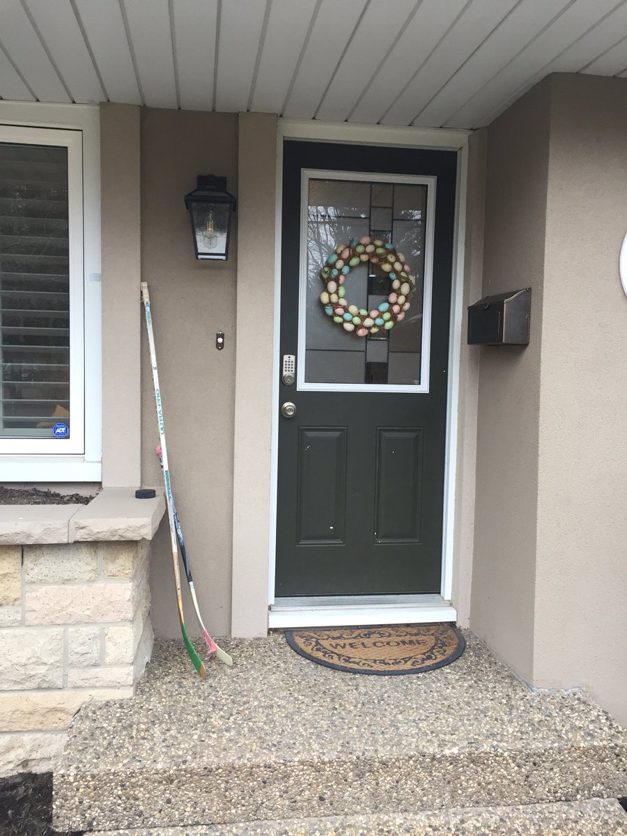 therealhook16's tweet image. #HumboltBroncos #humboltstrong #JerseyDay Go Leafs Go. #LeafsNation