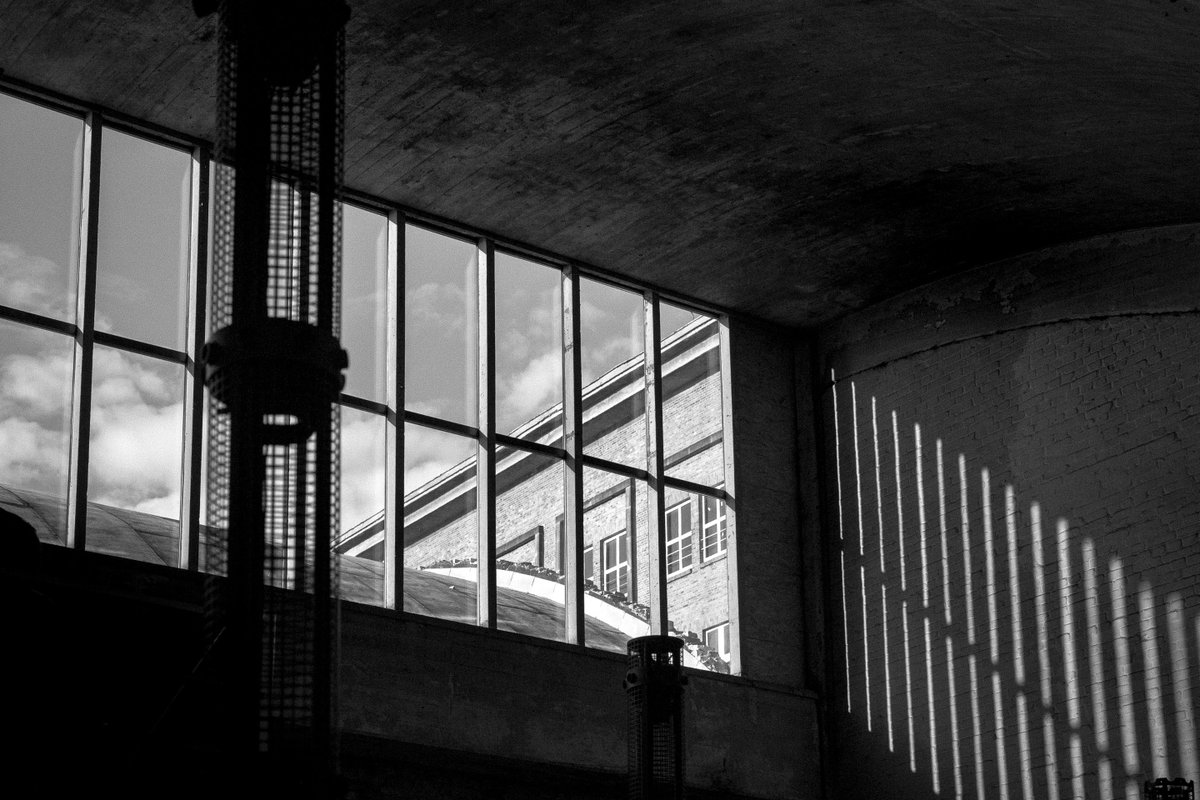 Words from <a href="/flxk1_/">Felix K | Nullpunkt | Hidden Hawaii</a> + <a href="/enamusic_/">ena</a> + James Ginzburg <a href="/emptyset_/">emptyset</a> ahead of their debut 4DSOUND residency show at <a href="/monomsound/">MONOM</a> tonight bit.ly/2qqSO3X