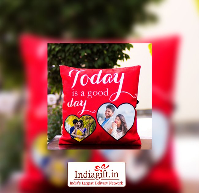 ItsIndiaGift's tweet photo. Buy Red Cushion With Two Heart Slots & A Lovely Saying To Kickstart A Good Day :)
Order From Here - https://t.co/DS7lLLMKzZ
#giftsonline #RedCushion #LoveYouPillow #PersonalisedCushion #Indiagift https://t.co/7UOIed91zc