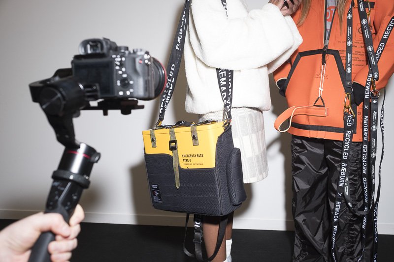 LondonFashionWk's tweet photo. #TBT #BestOfBackstage at #LFWM January 2018 documented by @charliekwai. Stay tuned for the LFWM June 2018 provisional schedule and information on how to register! https://t.co/d0HnpencMI