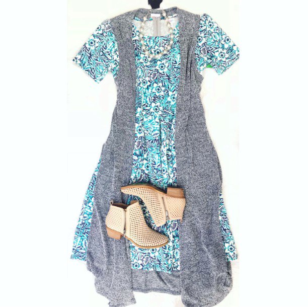 This LuLaRoe outfit is perfect for this sunny weather! ☀️
.
Amelia dress size L: $18.00
Joy cardigan size L: $16....