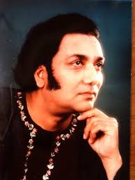 RIP Pt. #BrijBhushanKabra -- the first #Indian #classical musician  to adapt the guitar strings innovatively and tune #raga on #guitar. I wiill miss his magnificent guitar alaps which will continue to remain phenomenal forever.