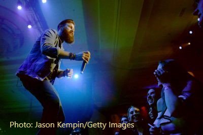 It took a min, but we got <a href="/JordanCWDavis/">Jordan Davis Music</a> to fess up to being the lurker in "Singles You Up!!" Listen to how he met his wife!
#MarcAndVeronica #JordanDavisFans #SinglesYouUp #HomeState #ACMAwards 
bit.ly/2JECcxL
@MarcJasonTweets <a href="/veronica995/">Veronica</a>